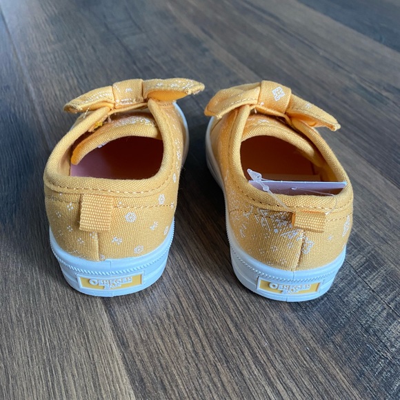 OSHKOSH Yellow Paisley Slip On Sneakers - Picture 4 of 9